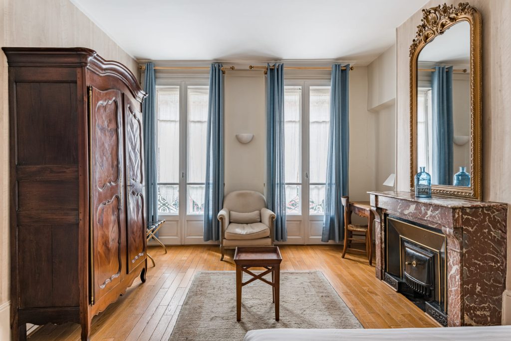 hotel lyon Bellecour chambre superieure6